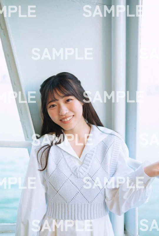 笑顔の金澤亜美