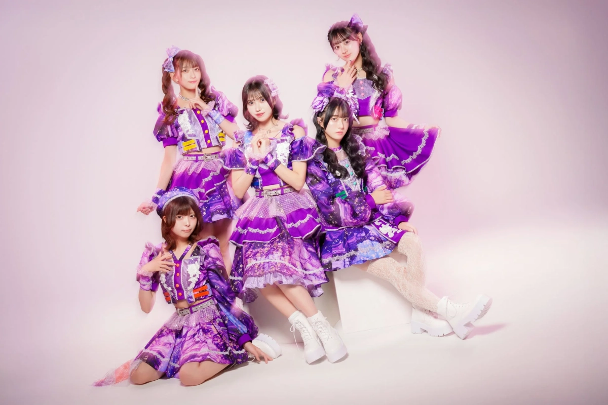 手羽先センセーションの集合写真