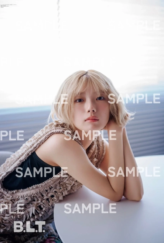 藤吉夏鈴さんのグラビアカット