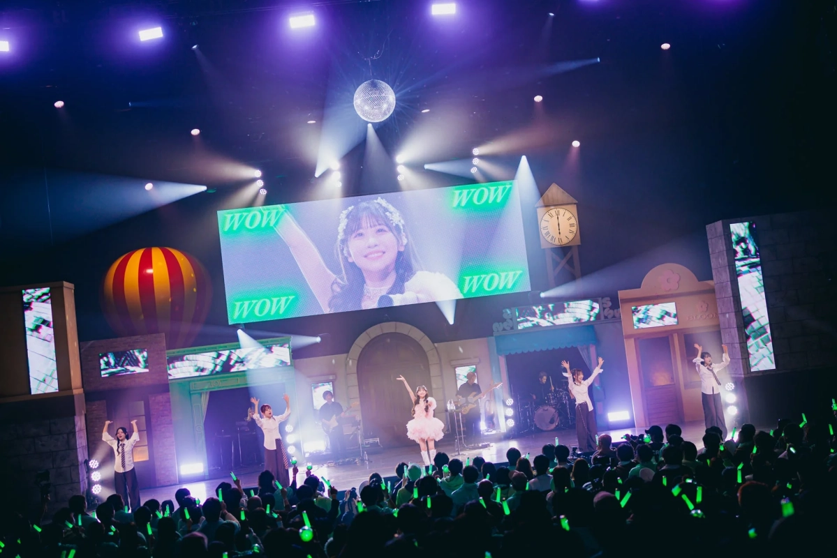 アイドルグループのライブコンサートの様子