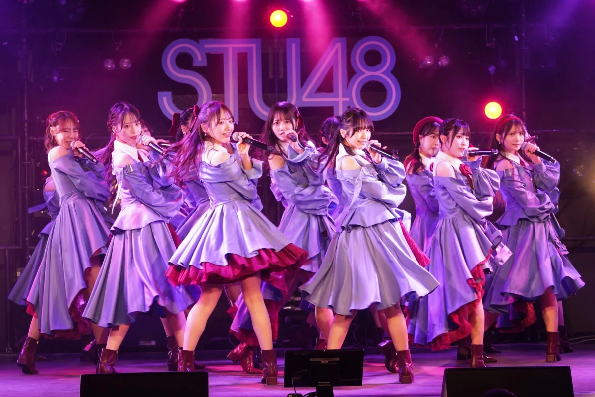 ライブ終盤のSTU48メンバー