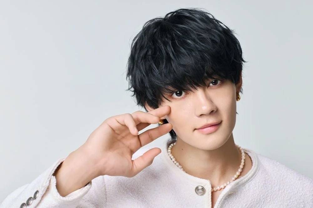 佐野勇斗 ホワイトビジュアル