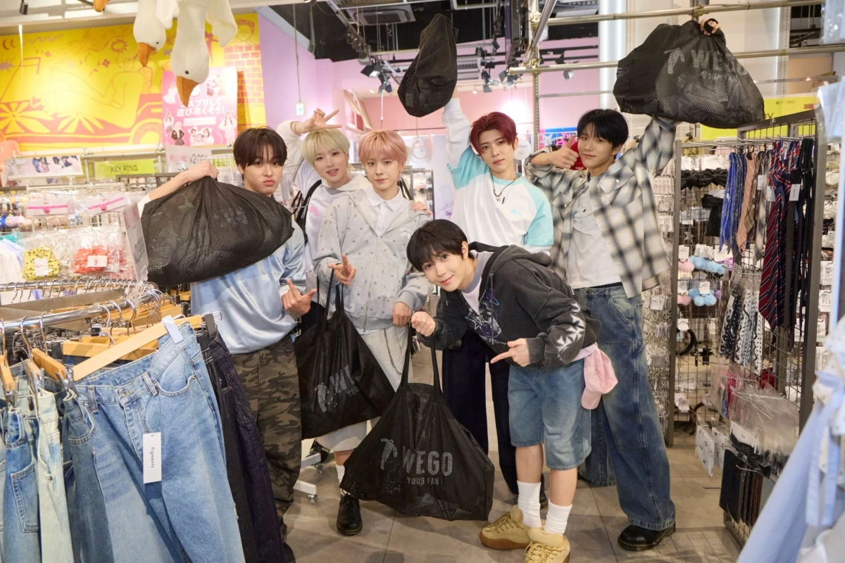 NCT WISH WEGO店内集合写真