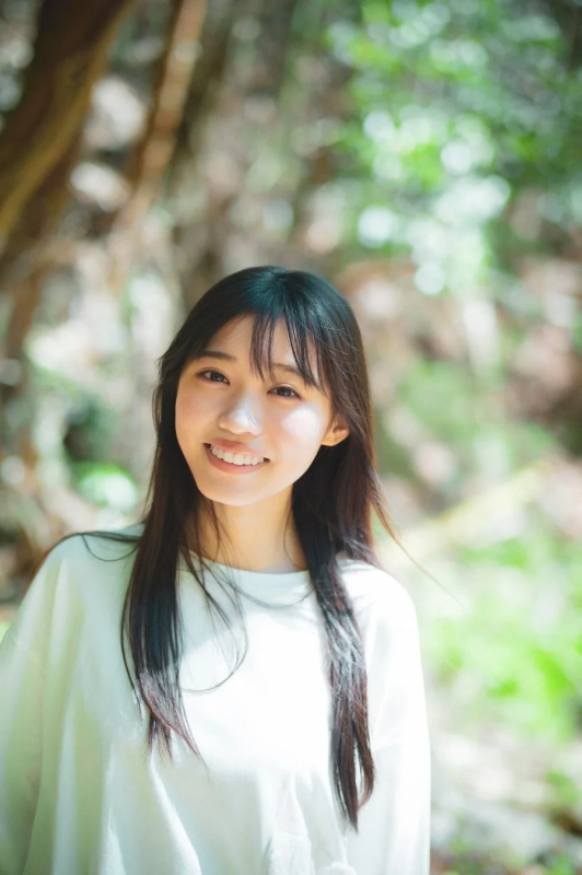 笑顔の金澤亜美