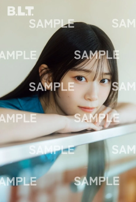 山下瞳月 ポストカードB