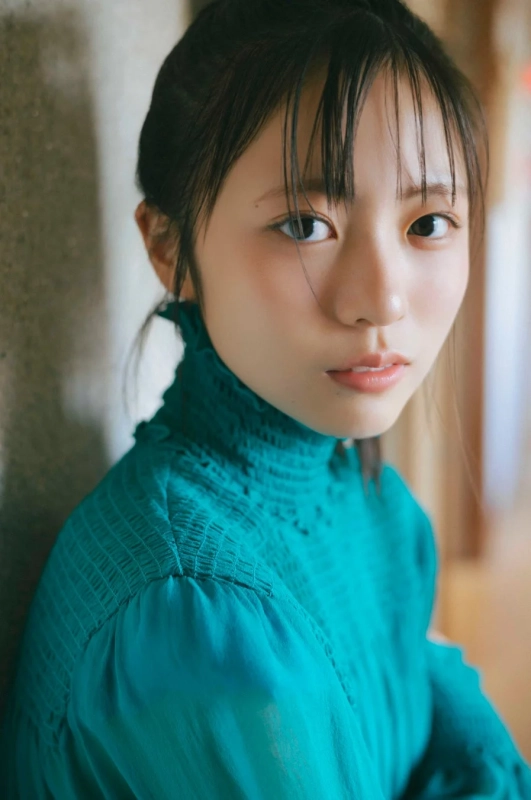 正源司陽子グラビアカット