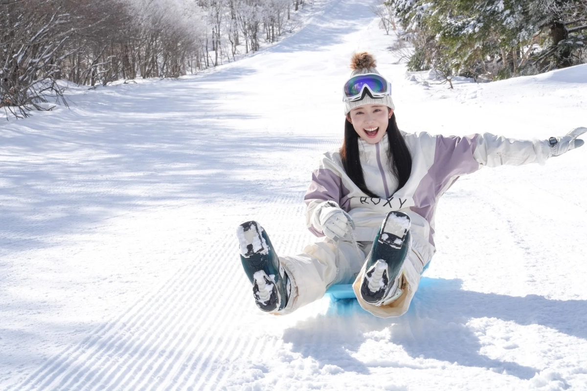 蔵王でのソリを楽しむ風見和香さん