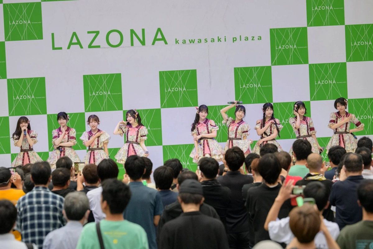 ラゾーナ川崎プラザでのパフォーマンス
