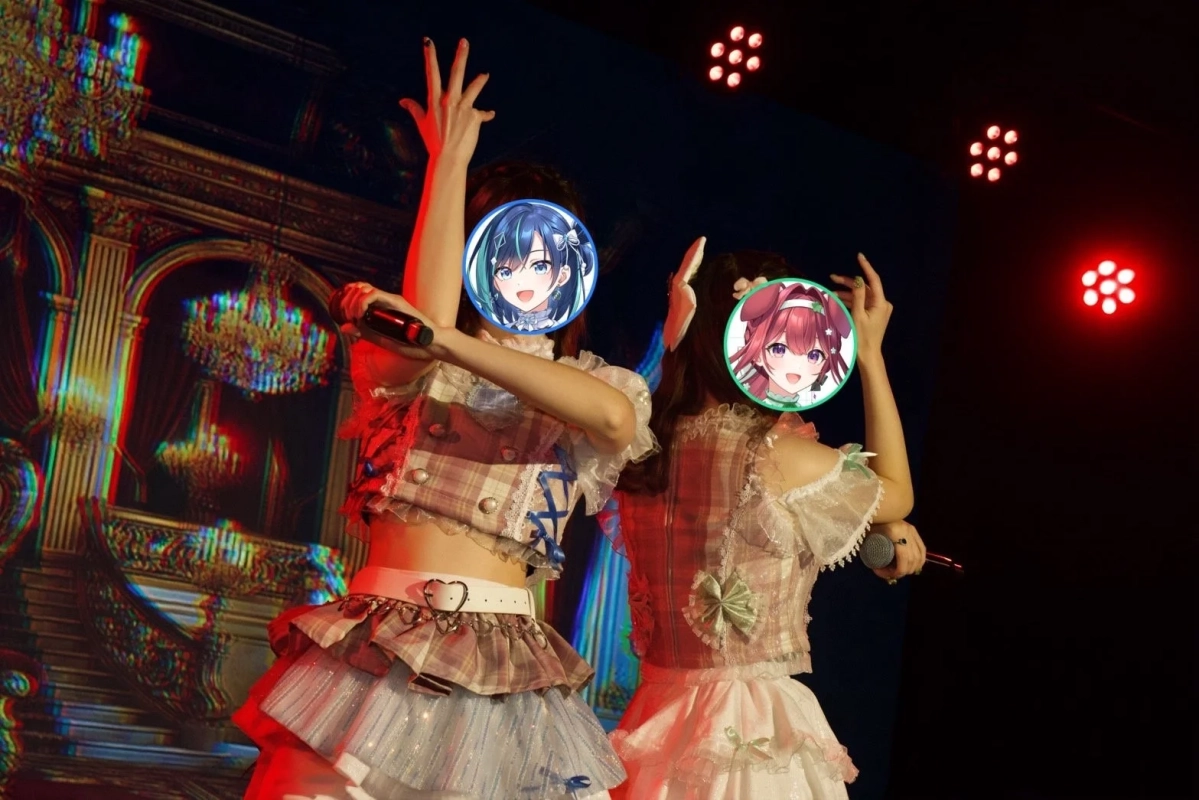 ステージでパフォーマンスする「らびぱれ!!」