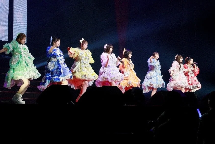 FRUITS ZIPPERのライブパフォーマンス