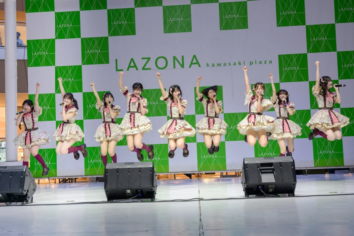 ライブでの躍動感あるパフォーマンス
