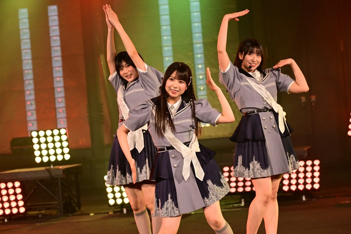 3人ユニットのパフォーマンス