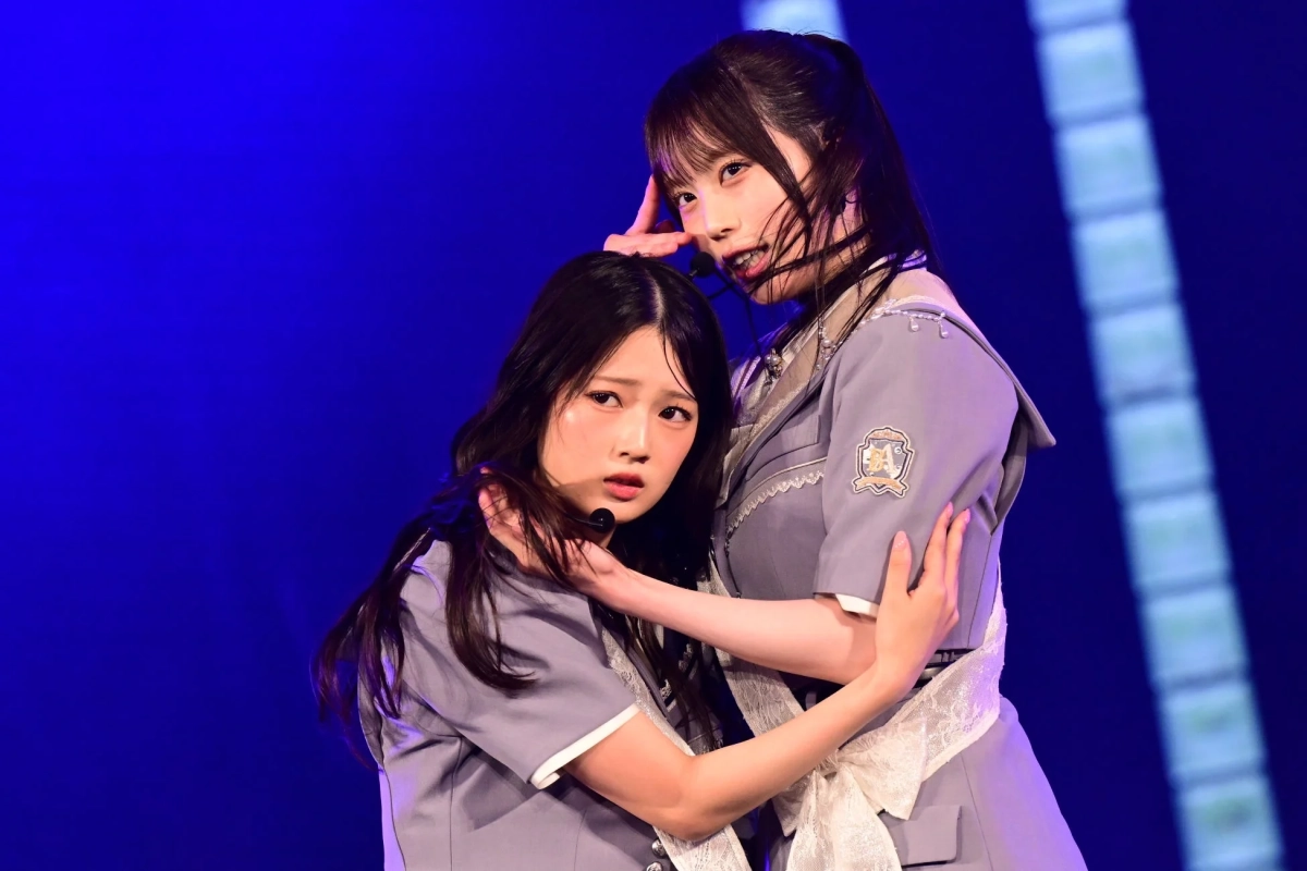 2人デュエットのパフォーマンス
