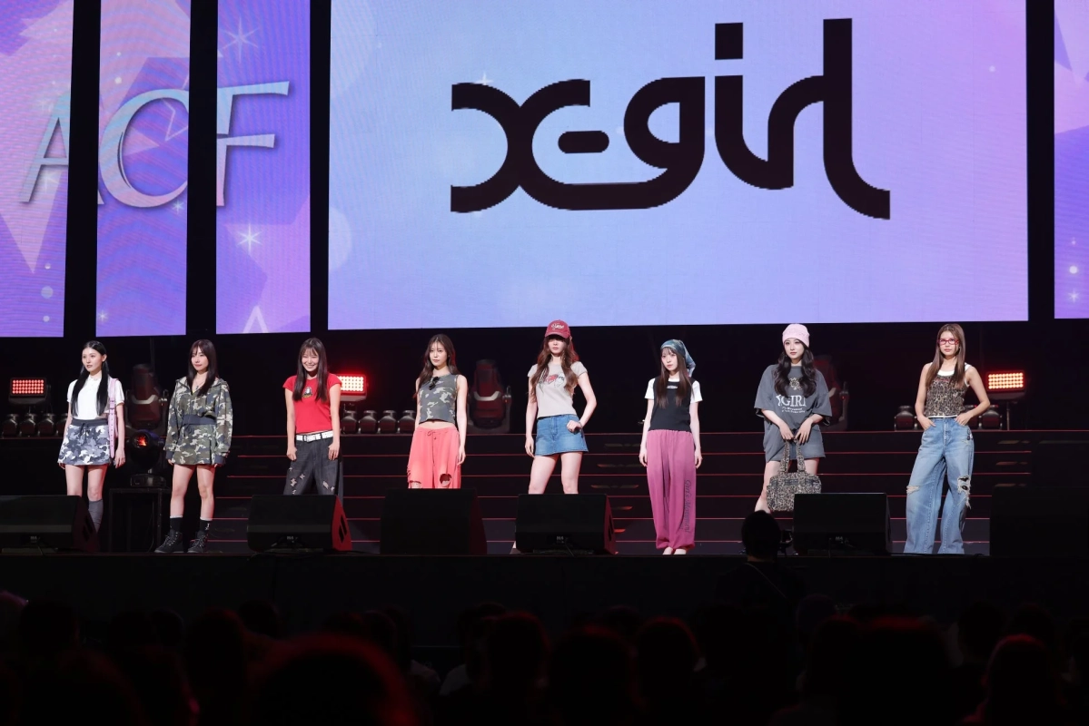 X-girlのファッションショー