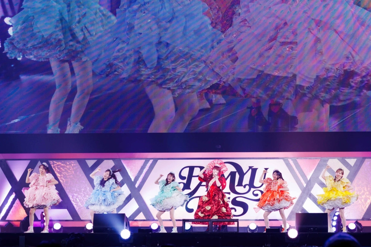きゃりーぱみゅぱみゅさんとFRUITS ZIPPERのコラボ