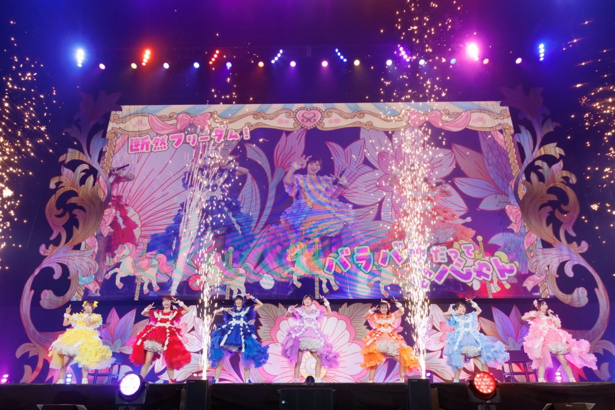 ライブパフォーマンスの様子