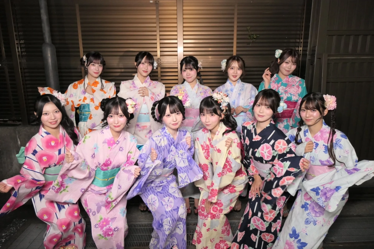浴衣姿で集合したメンバー
