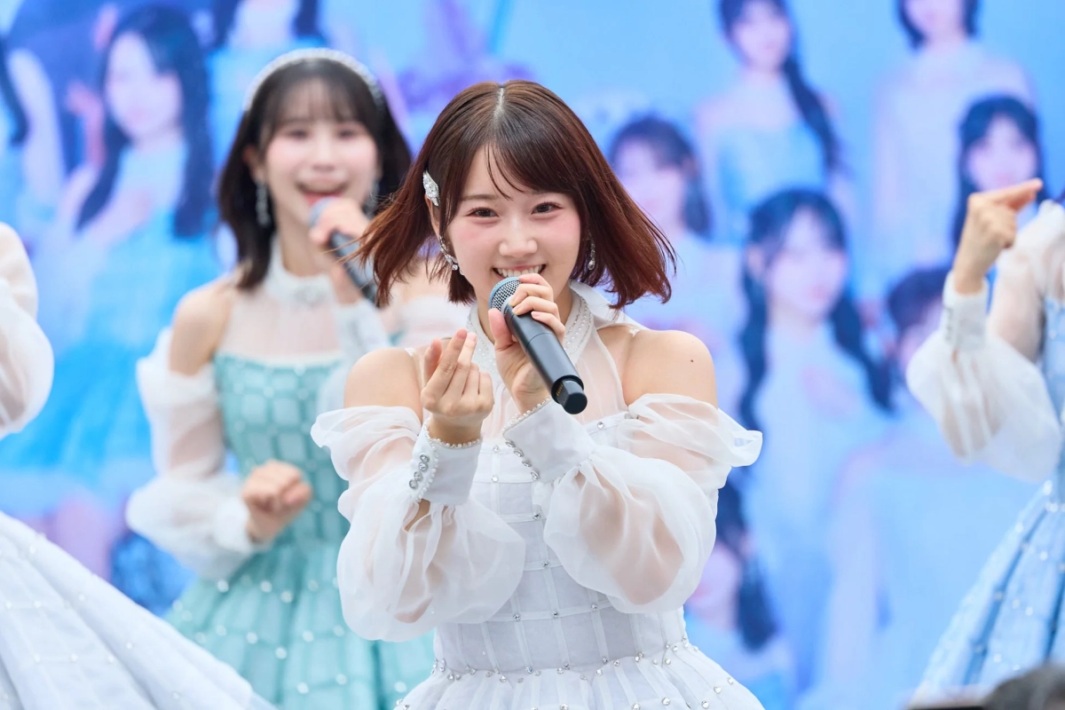 甲斐心愛さんのソロ歌唱パフォーマンス